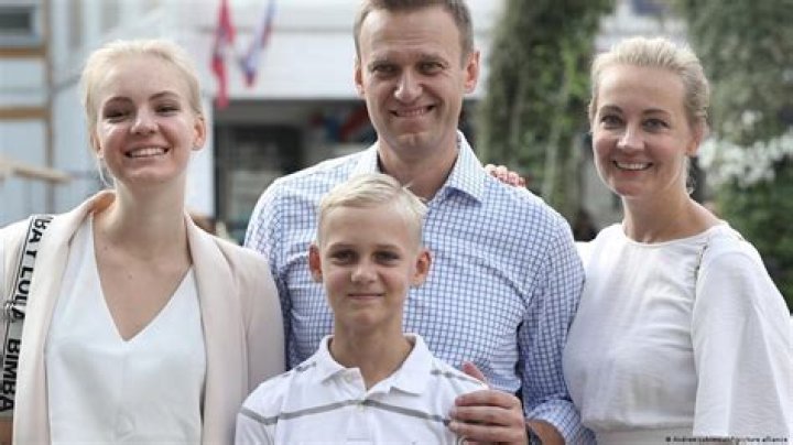 Alexei Navalny Kids and Family, All About His 2 Children and Wife Yulia Navalnaya - SarkariResult