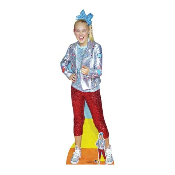 JoJo Siwa Height, Weight, Body Measurements, Bra Size, Shoe Size