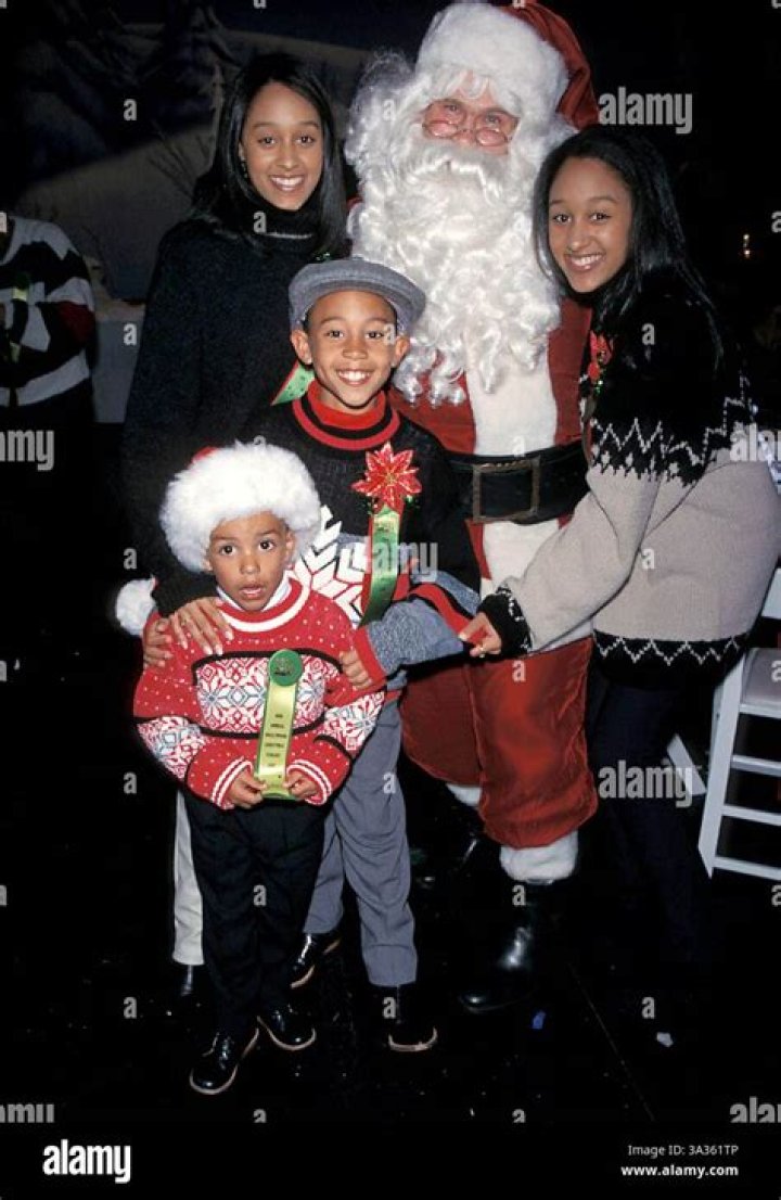 What's Tavior Mowry Age? Know His Height, Parents, Girlfriend, Siblings, And Wiki Facts